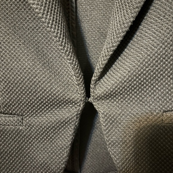 Amanda + Chelsea Black Grid Textured Breathable Cropped Blazer - Picture 6 of 7